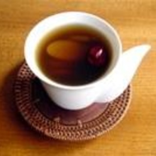 ナツメと生姜の黒糖茶